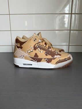 Jordan 3 Retro WNBA Desert Camo Sneakers - Tan/Brown